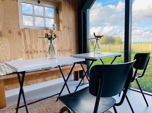 De Wagenloods Bed & Breakfast Alphen aan den Rijn Luaran gambar